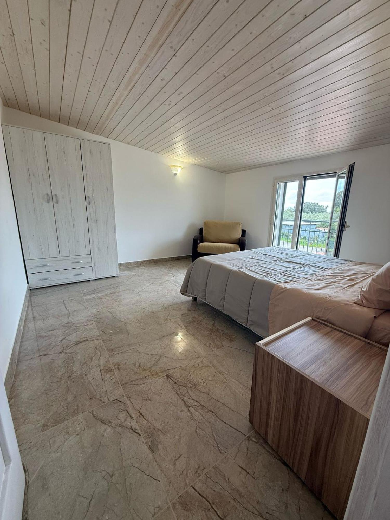 La Perla Di Dea Villa Lido Di Fondi Buitenkant foto